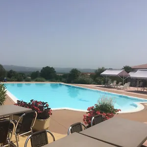 Au Vieux Pigeonnier Hotel